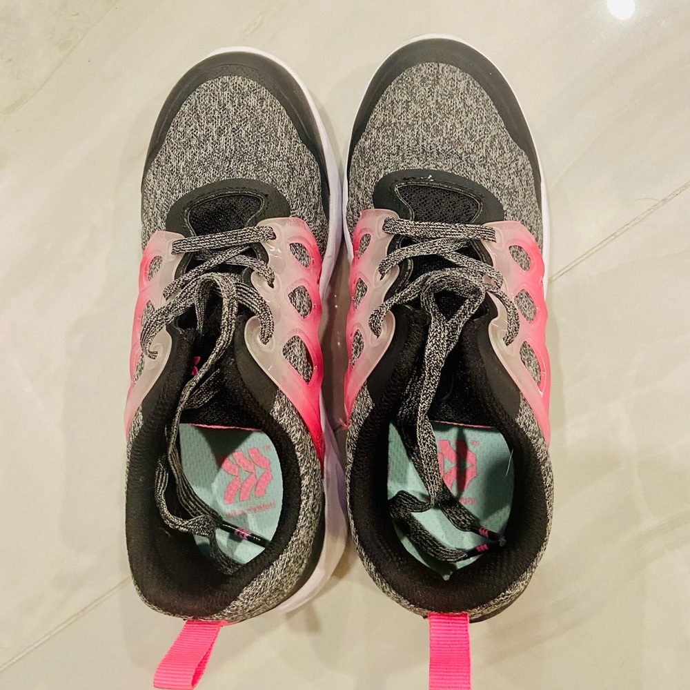 Target Girls Ortholite Sneakers size 3